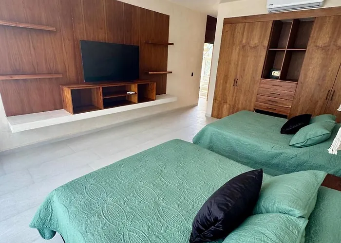 Erze 4 Bedrooms And Private Pool Villa